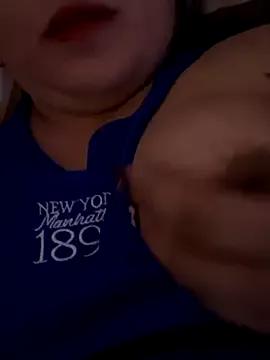 newasiangirl from StripChat is Freechat