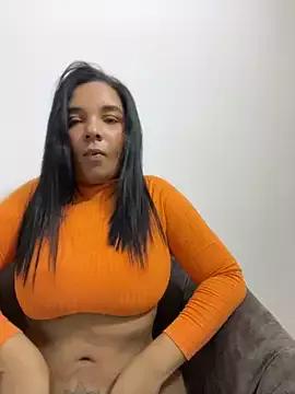 Nia_burning from StripChat is Freechat