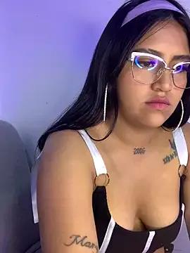 Nicol_18s from StripChat is Freechat