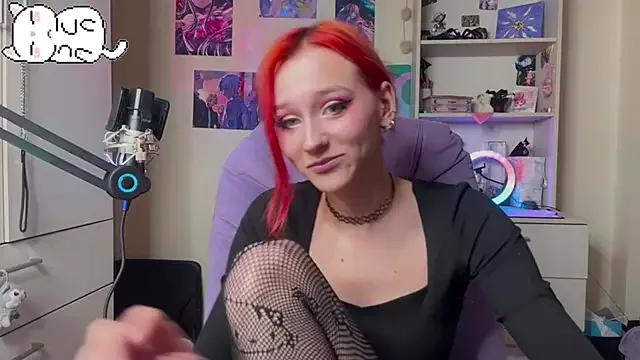 Nicole_Wildfire from StripChat is Freechat