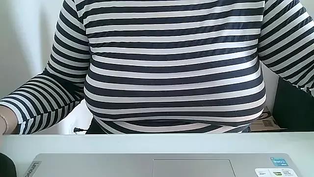 nicolebiancardi5 from StripChat is Freechat