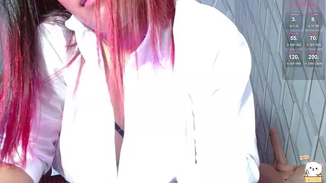 Check-out your craziest wishes with our pick of gaming cams models, featuring big knockers, round tails and tight twats.