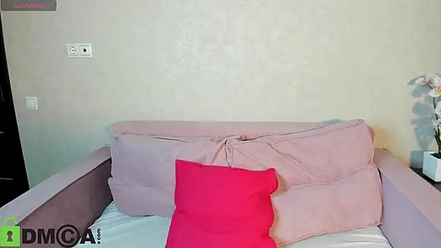 Nika_Maris from StripChat is Freechat