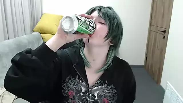 Check-out your craziest wishes with our pick of gaming cams models, featuring big knockers, round tails and tight twats.