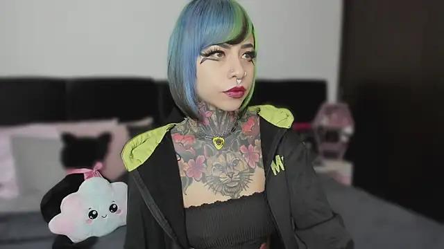 Check-out your craziest wishes with our pick of gaming cams models, featuring big knockers, round tails and tight twats.
