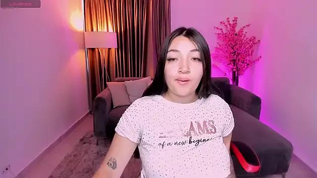 nina_west from StripChat is Freechat