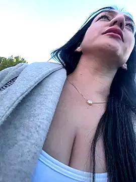 Check-out your craziest wishes with our pick of gaming cams models, featuring big knockers, round tails and tight twats.