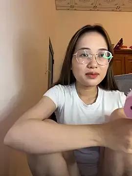 Photos of Niraa3 from StripChat is Freechat