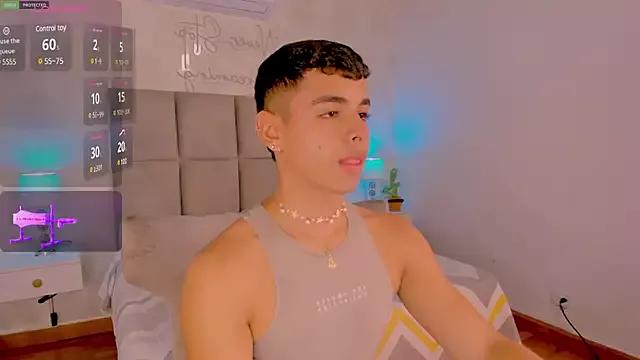 Noah_Santos from StripChat is Freechat
