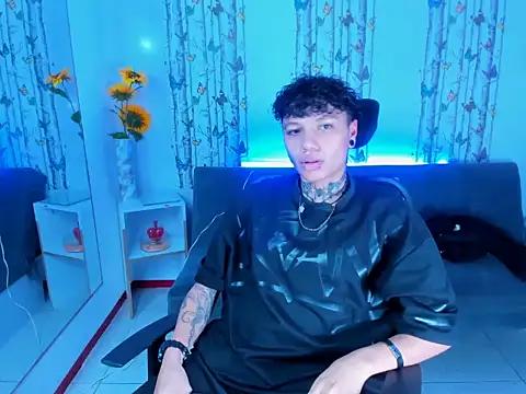 noah_sex0 from StripChat is Freechat