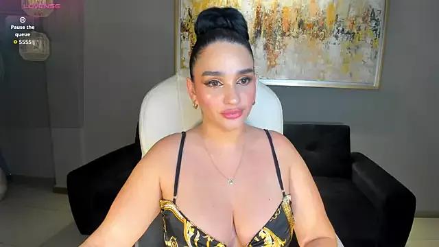 Check-out your craziest wishes with our pick of gaming cams models, featuring big knockers, round tails and tight twats.