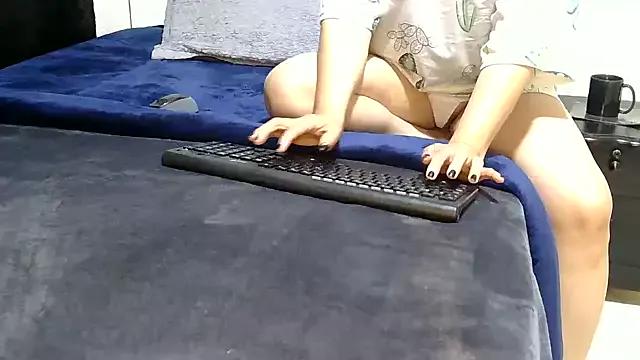 Check-out your craziest wishes with our pick of gaming cams models, featuring big knockers, round tails and tight twats.