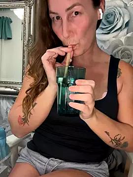 NymphoSwede from StripChat is Freechat