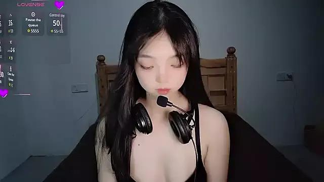 oblakitty from StripChat is Freechat
