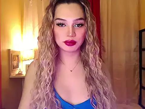 Check-out your craziest wishes with our pick of gaming cams models, featuring big knockers, round tails and tight twats.