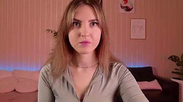 Oki_Vibes from StripChat is Freechat