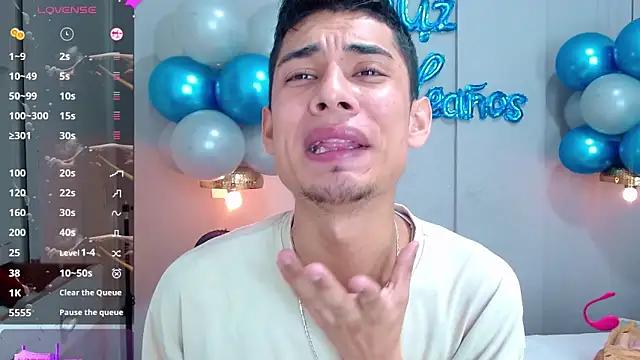 Oliver_king_sex from StripChat is Freechat