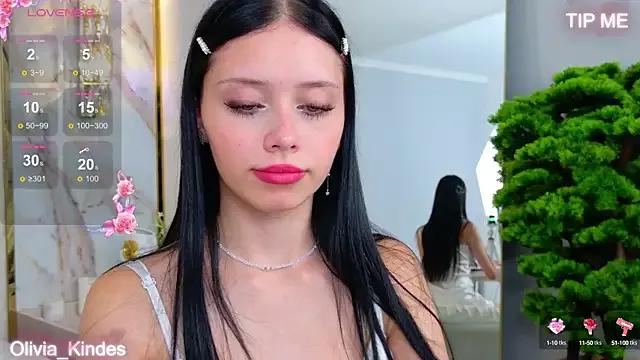 Olivia_Kindes from StripChat is Freechat