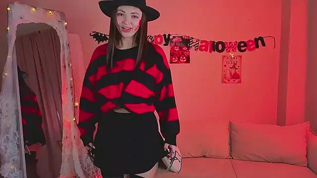 OliviaKis_ from StripChat is Freechat