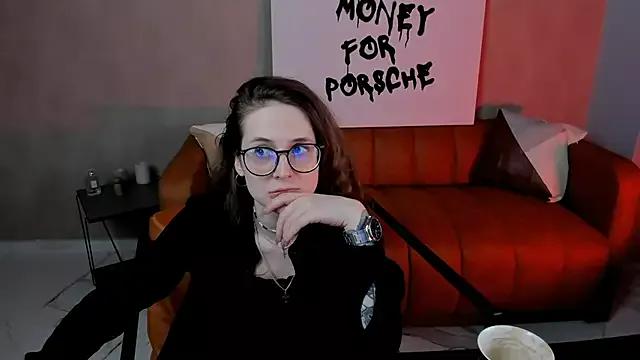 OliviaMcClean from StripChat is Freechat