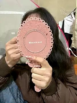 Photos of oneyou_400 from StripChat is Freechat