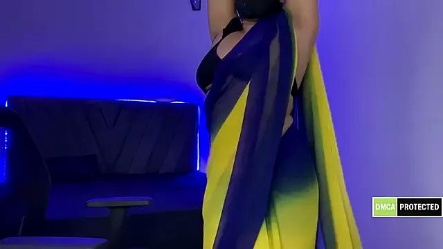 Onlyishuu from StripChat is Freechat