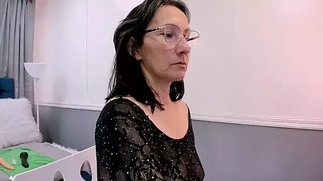 Oriana_Jhonson from StripChat is Freechat