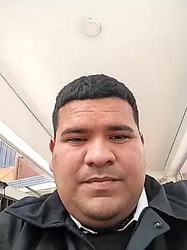 oscarshow24 from StripChat is Freechat