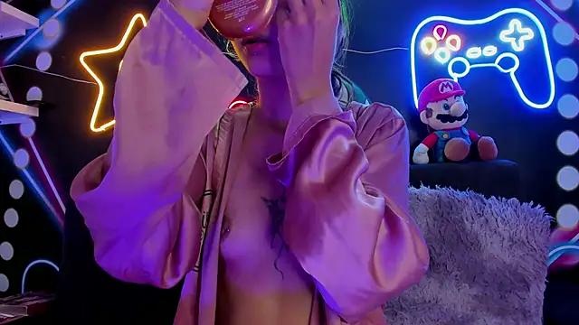 Check-out your craziest wishes with our pick of gaming cams models, featuring big knockers, round tails and tight twats.