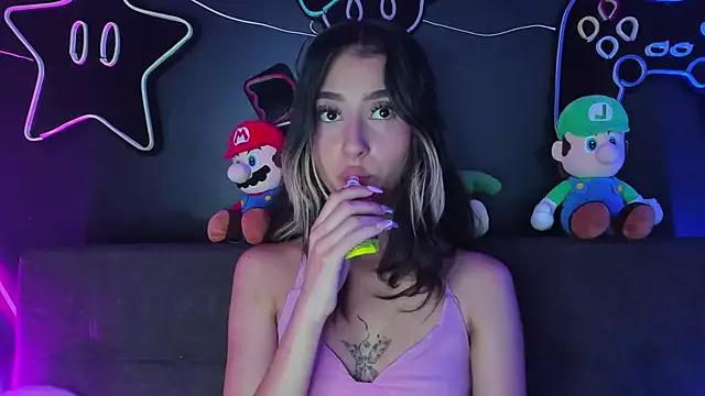 Check-out your craziest wishes with our pick of gaming cams models, featuring big knockers, round tails and tight twats.