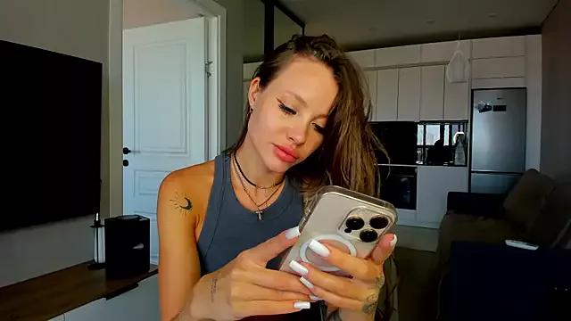Check-out your craziest wishes with our pick of gaming cams models, featuring big knockers, round tails and tight twats.