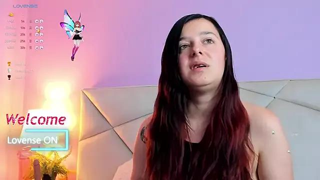PennyDolce from StripChat is Freechat