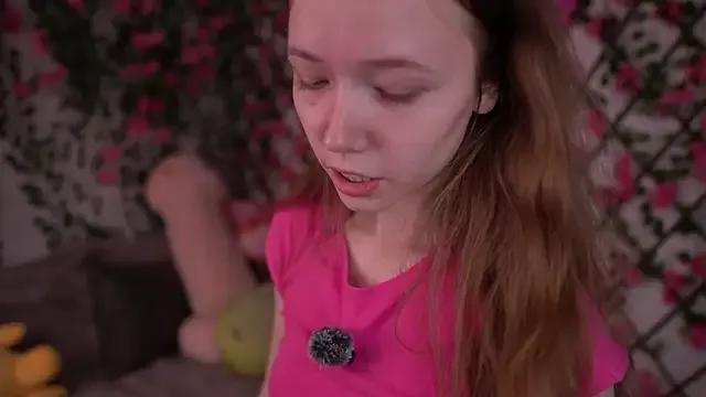 Check-out your craziest wishes with our pick of gaming cams models, featuring big knockers, round tails and tight twats.