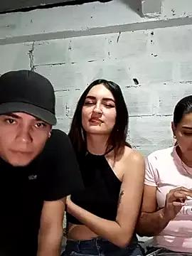 petitejulis from StripChat is Freechat