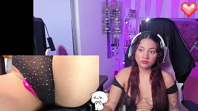 Check-out your craziest wishes with our pick of gaming cams models, featuring big knockers, round tails and tight twats.