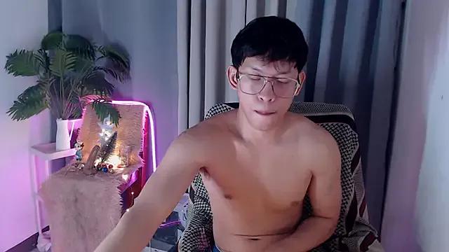 pinkcock_froi2305 from StripChat is Freechat