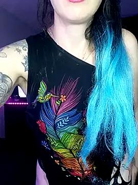 Check-out your craziest wishes with our pick of gaming cams models, featuring big knockers, round tails and tight twats.