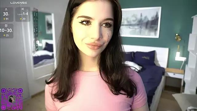 playful_minx from StripChat is Freechat