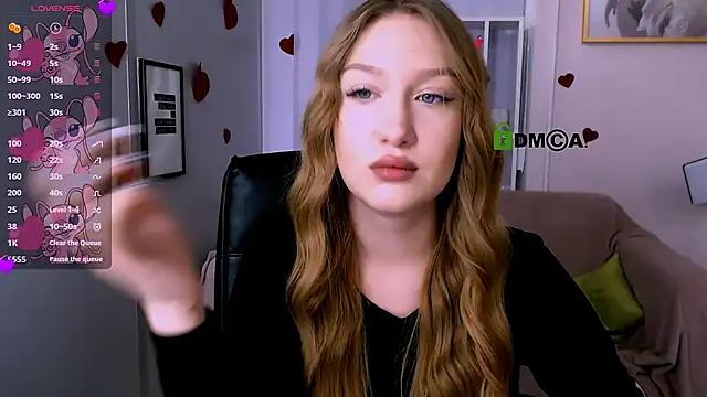 Check-out your craziest wishes with our pick of gaming cams models, featuring big knockers, round tails and tight twats.