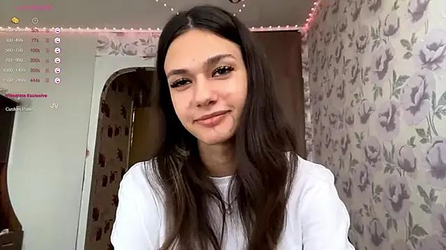 PlayfulShyEmma from StripChat is Freechat