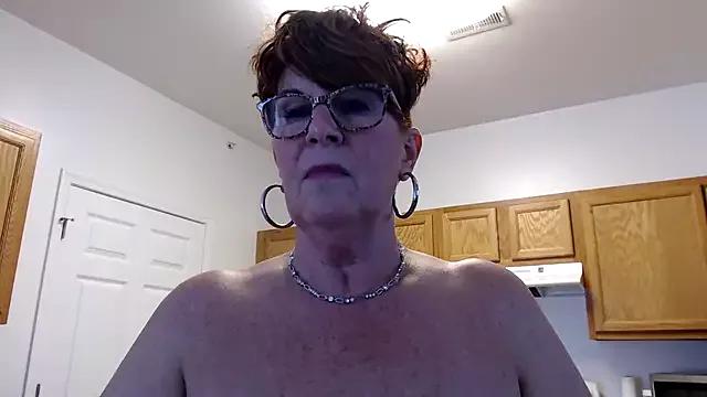 plusizebigbooty from StripChat is Freechat