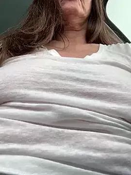 PreciousKittyXO from StripChat is Freechat