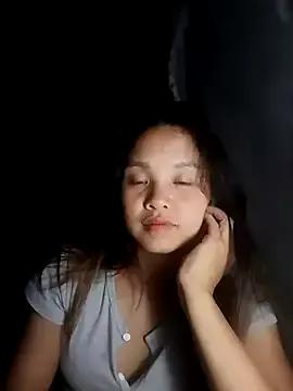 Pretty-haert from StripChat is Freechat