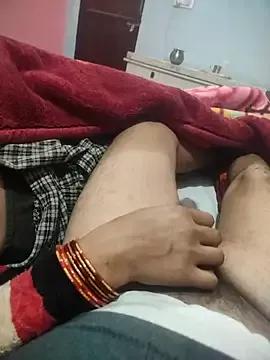 Pretty_bhabhi from StripChat is Freechat