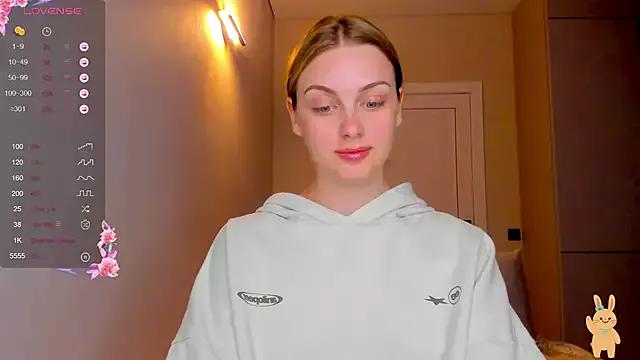 pretty_girlnextdoor from StripChat is Freechat