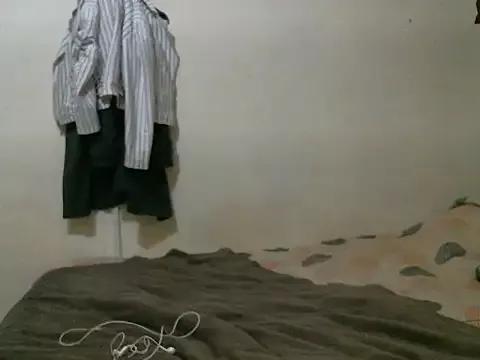 Pretty_miss_devilxxx35 from StripChat is Freechat