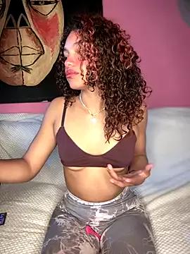 PrettyLia from StripChat is Freechat