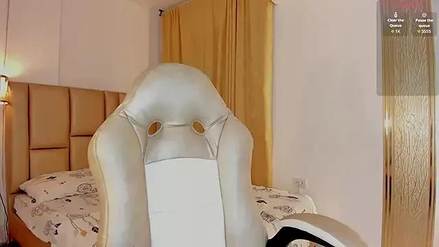 Princess_Brunette from StripChat is Freechat