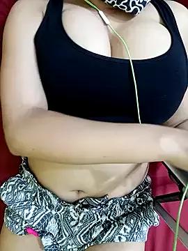 PriyaMehtaPaid from StripChat is Freechat