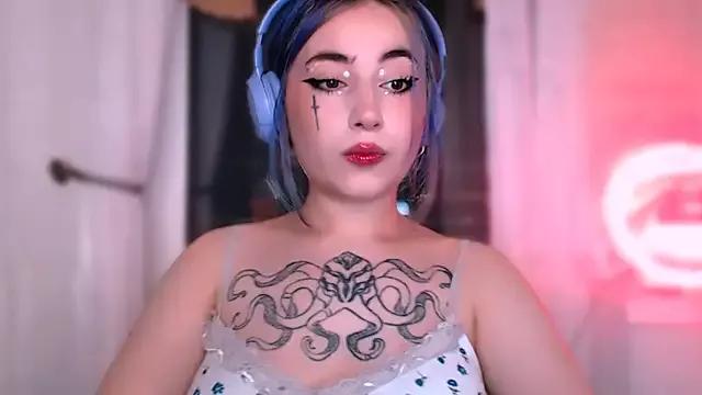 purplewitch from StripChat is Freechat